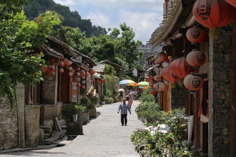 青岛：聚焦急难愁盼 把民生实事办到群众“心坎”上
